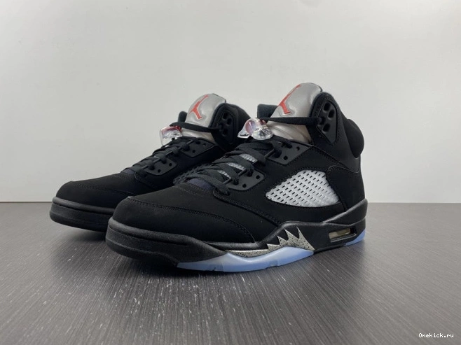 One Kick Black 5 Retro (2016) Jordan Metallic 845035-003 0731